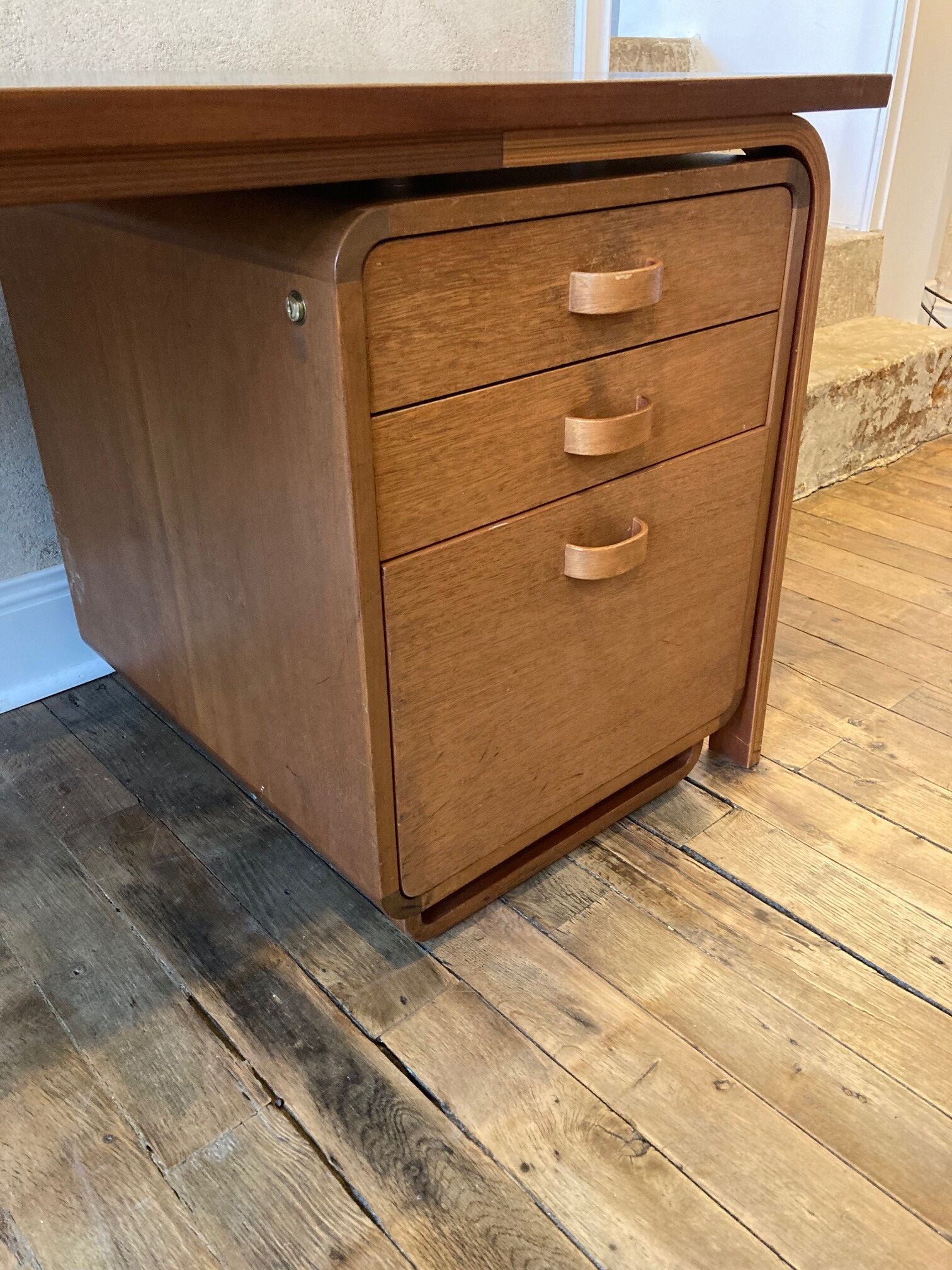 Teak veneer and green linoleum pedestal desk, Rud Thygesen & Johny Sorensen