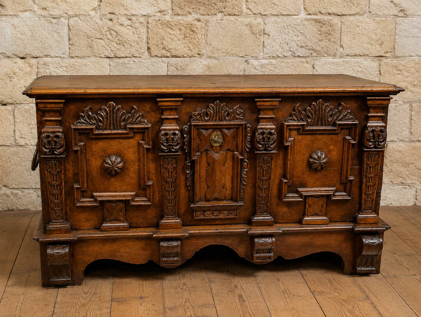 Important richly carved walnut chest – Renaissance style – 17th century