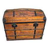 Coffre de voyage bombé ancien en bois et fer forgé – XIXe siècle