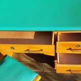 Box desk and its Scandinavian armchair with 50s compass feet