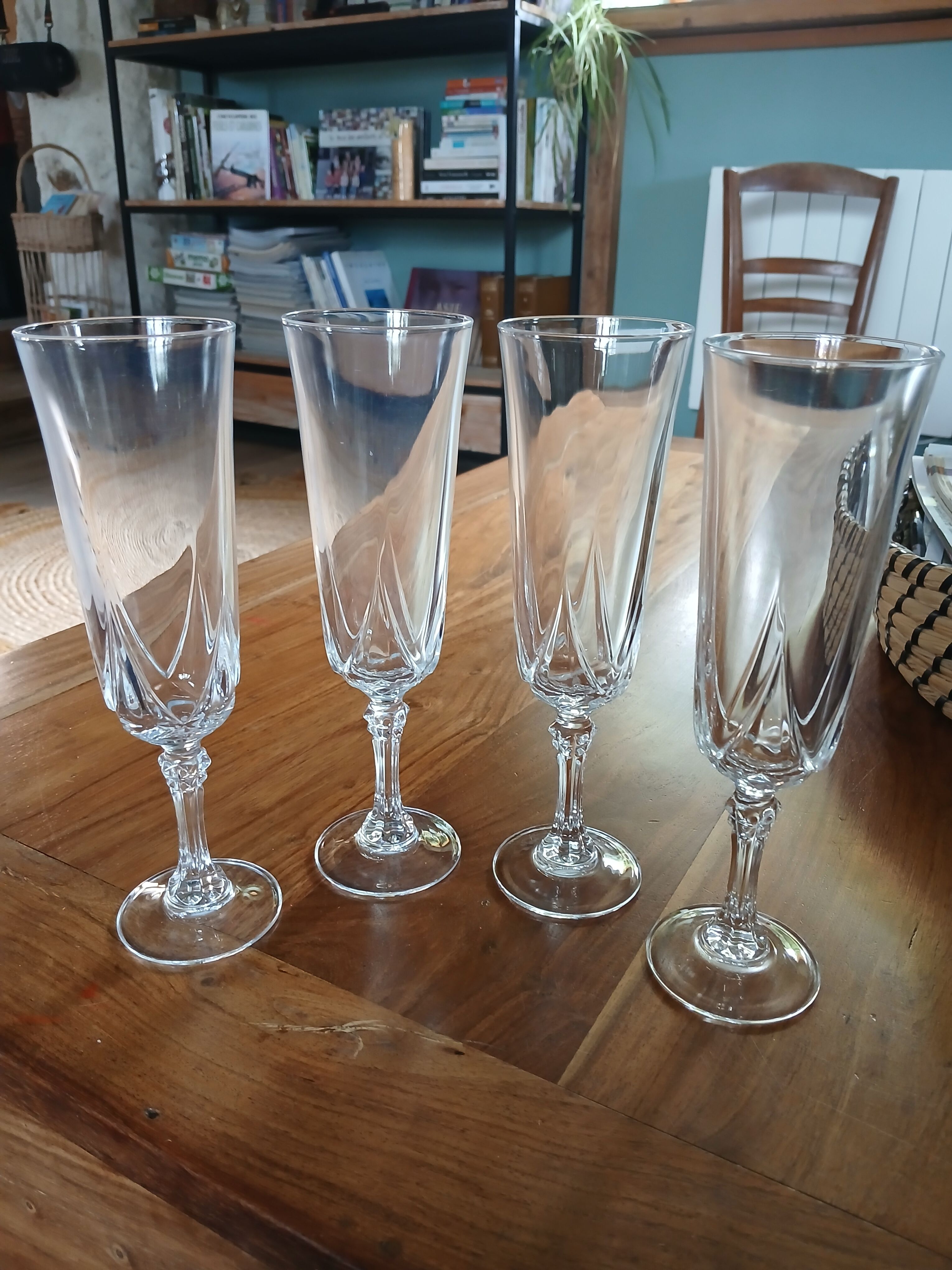 4 vintage crystal champagne flutes from Arques
