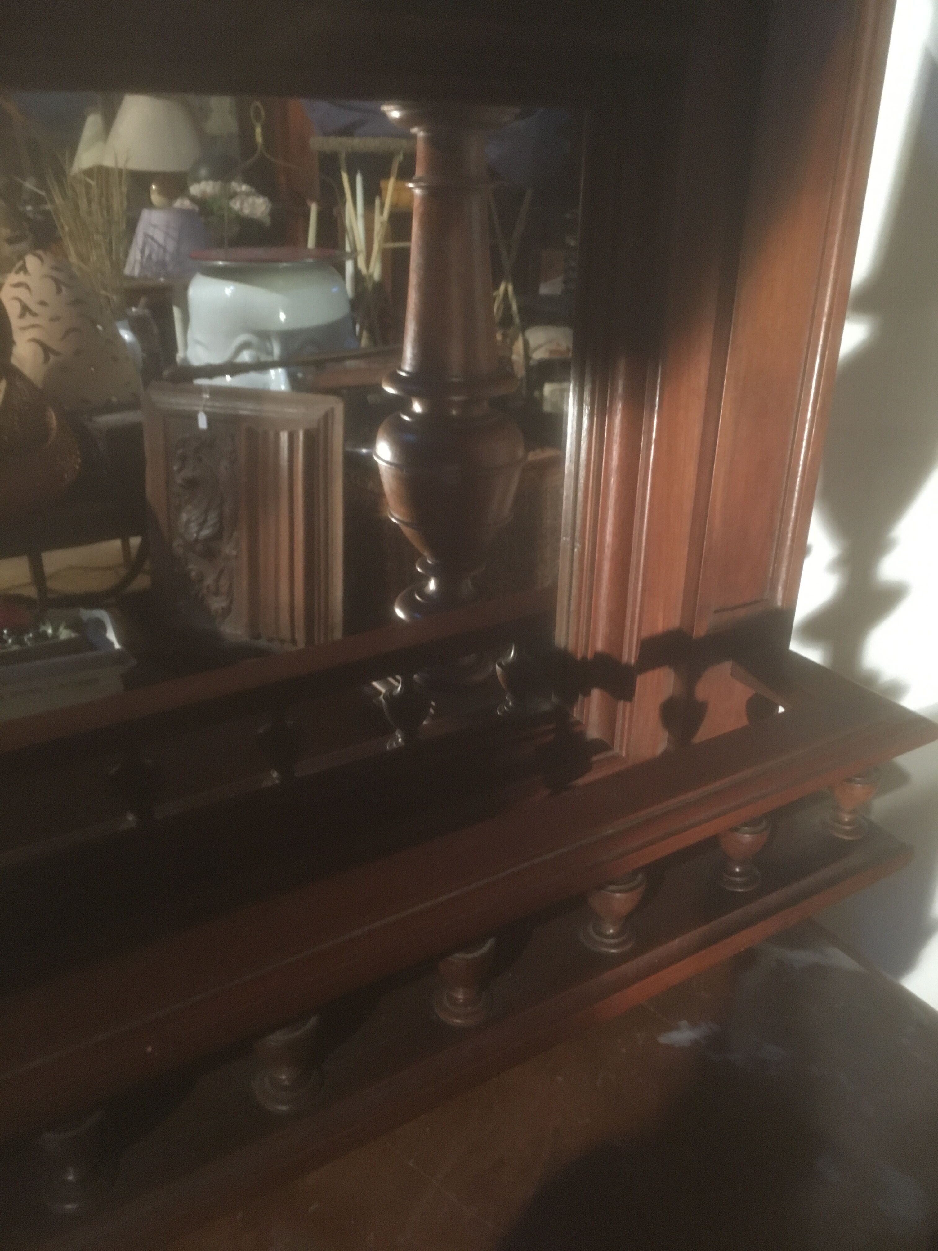 Service Henri ll in walnut, marble top