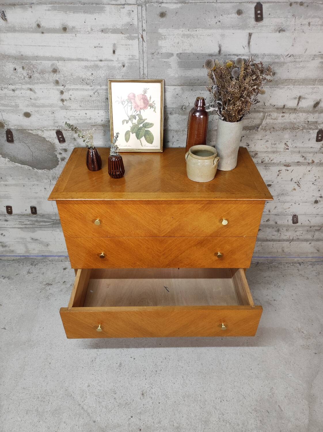 Vintage chest of drawers