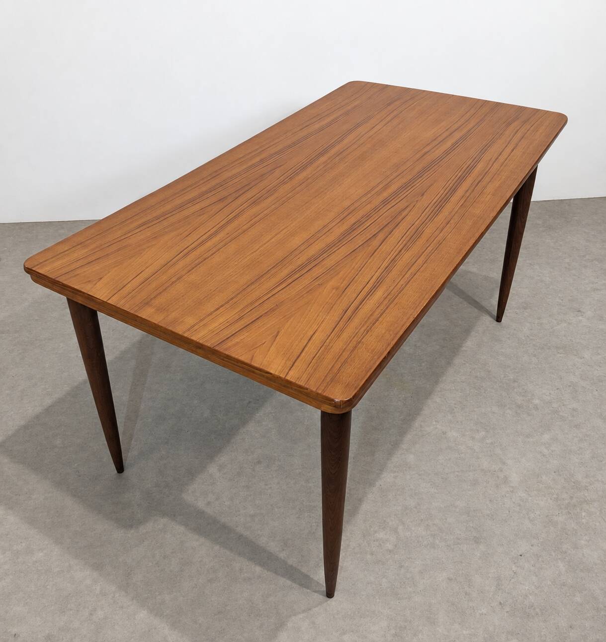 Table à manger scandinave vintage extensible en teck