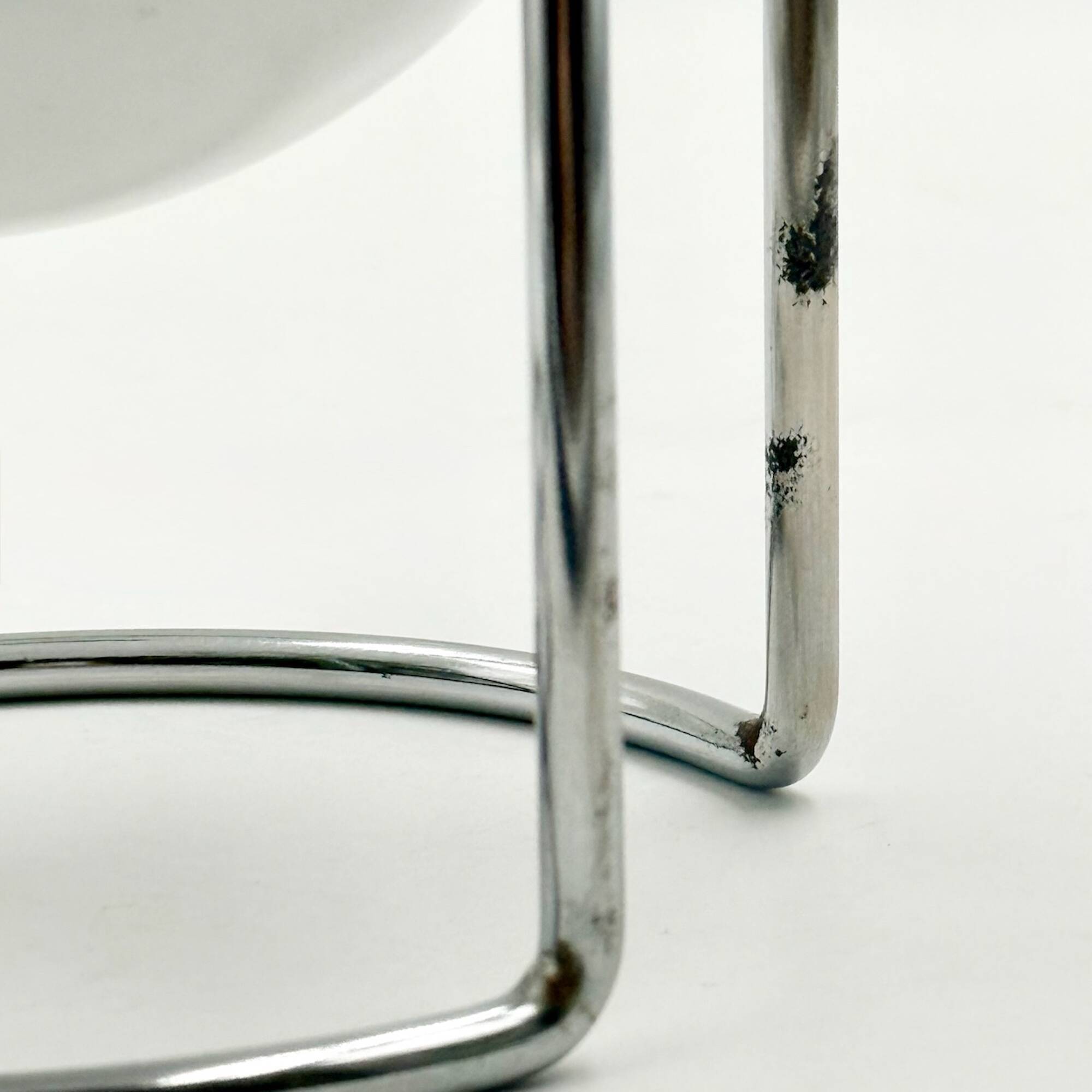 Lampe de table eyeball Targetti chrome design spatial Italie années 70