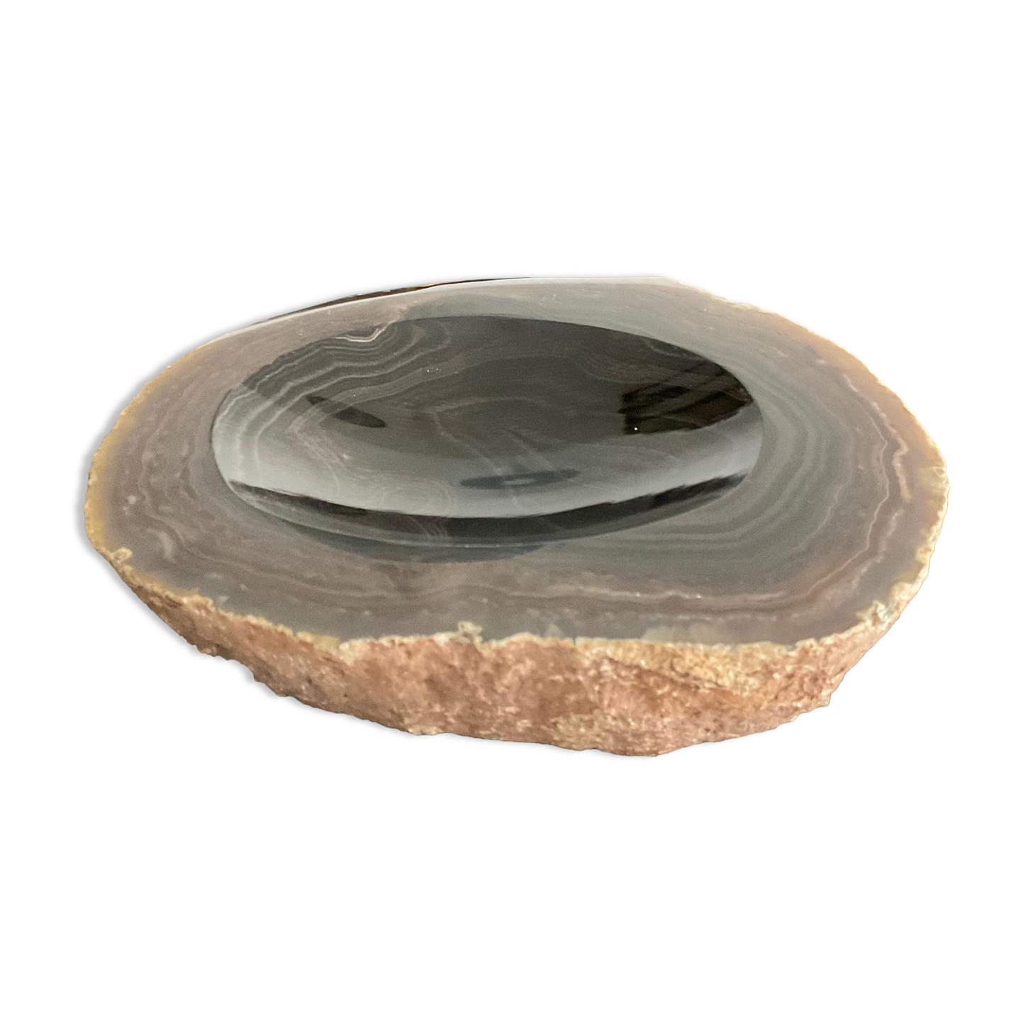 Empty vintage pocket in agathe stone