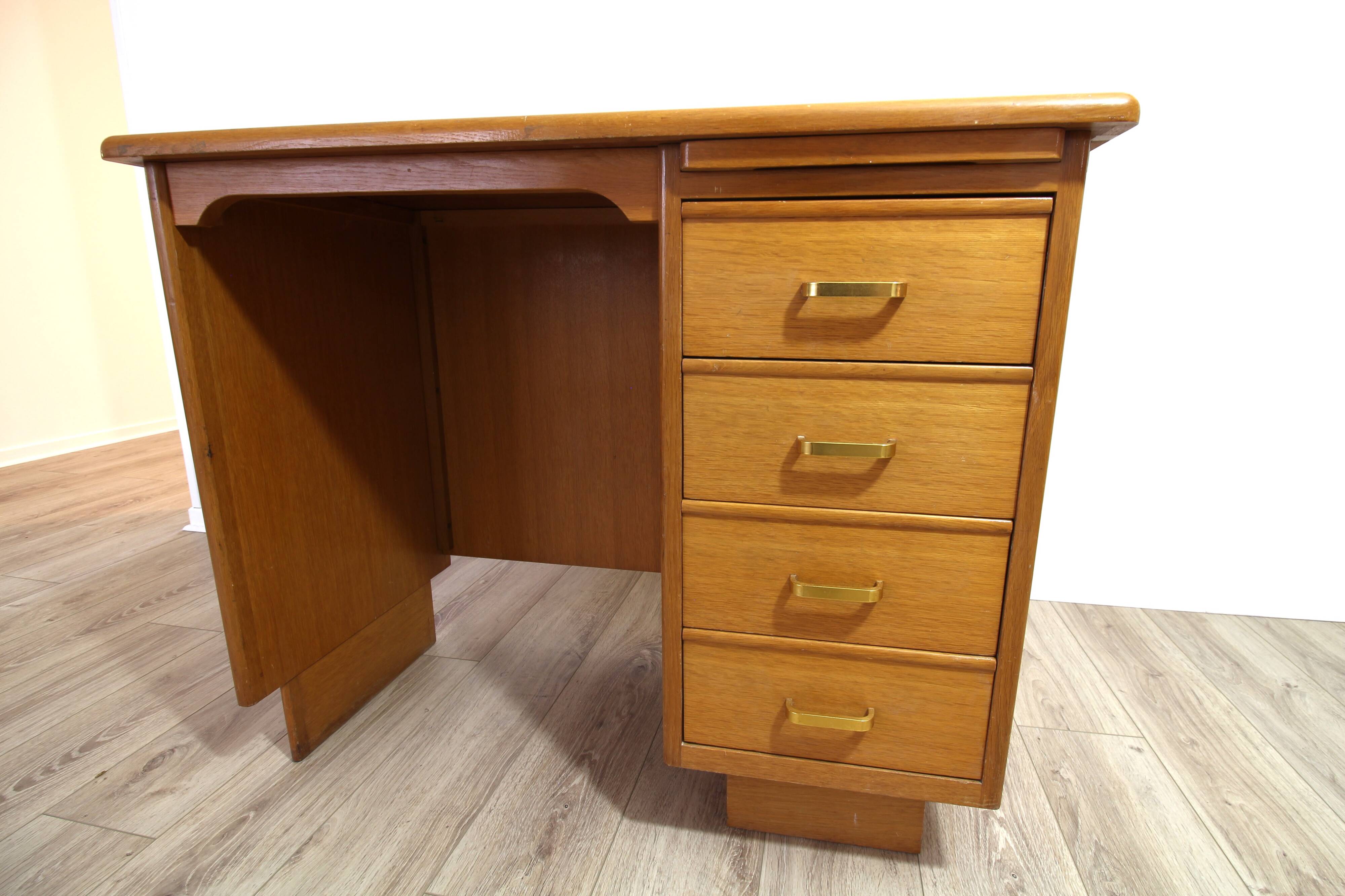 Vintage light wood desk – 1960s/70s – mid-century modern style