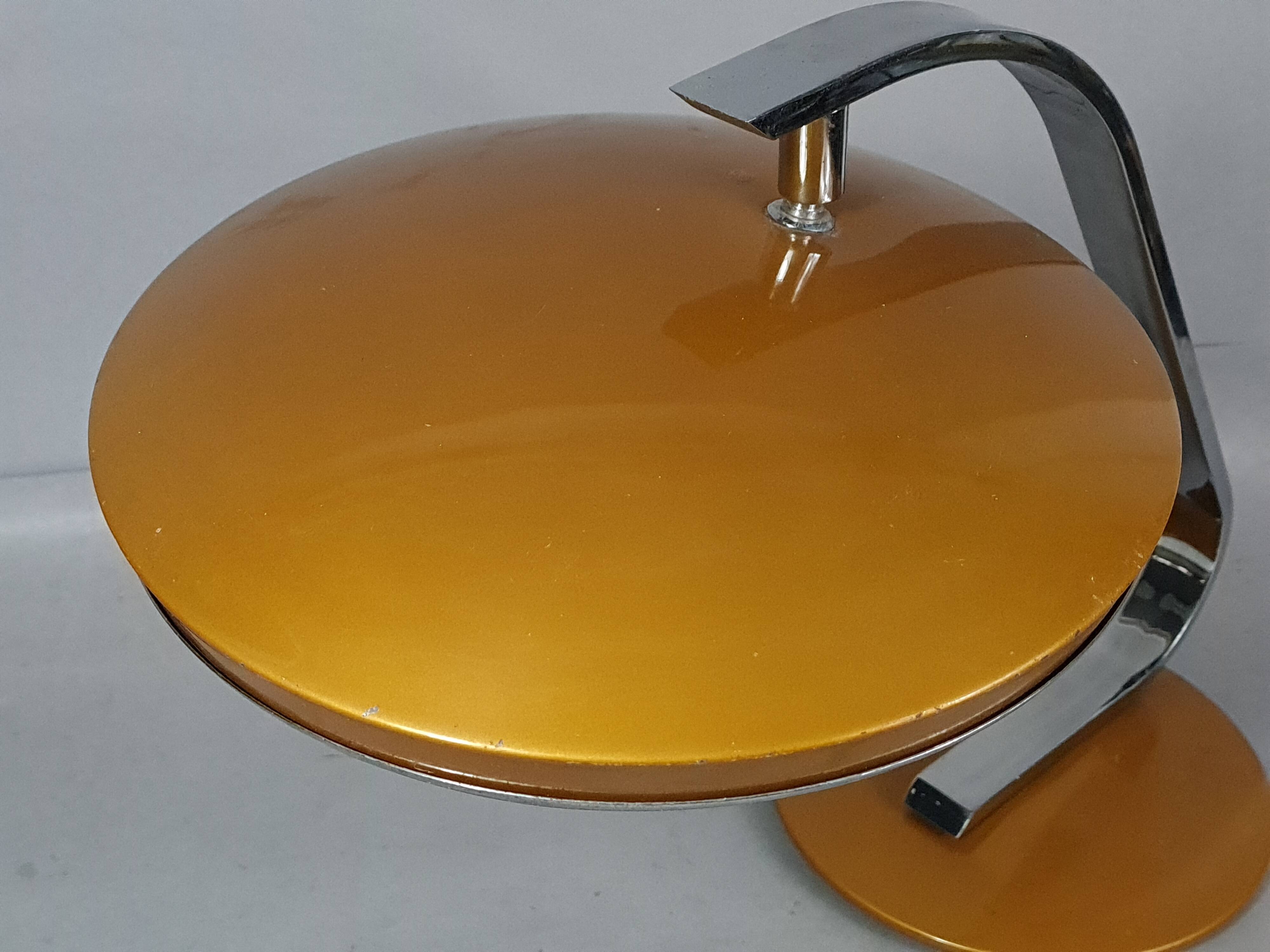 Phase: Design desk lamp from the 60s/70s, adjustable shade. Good condition D184