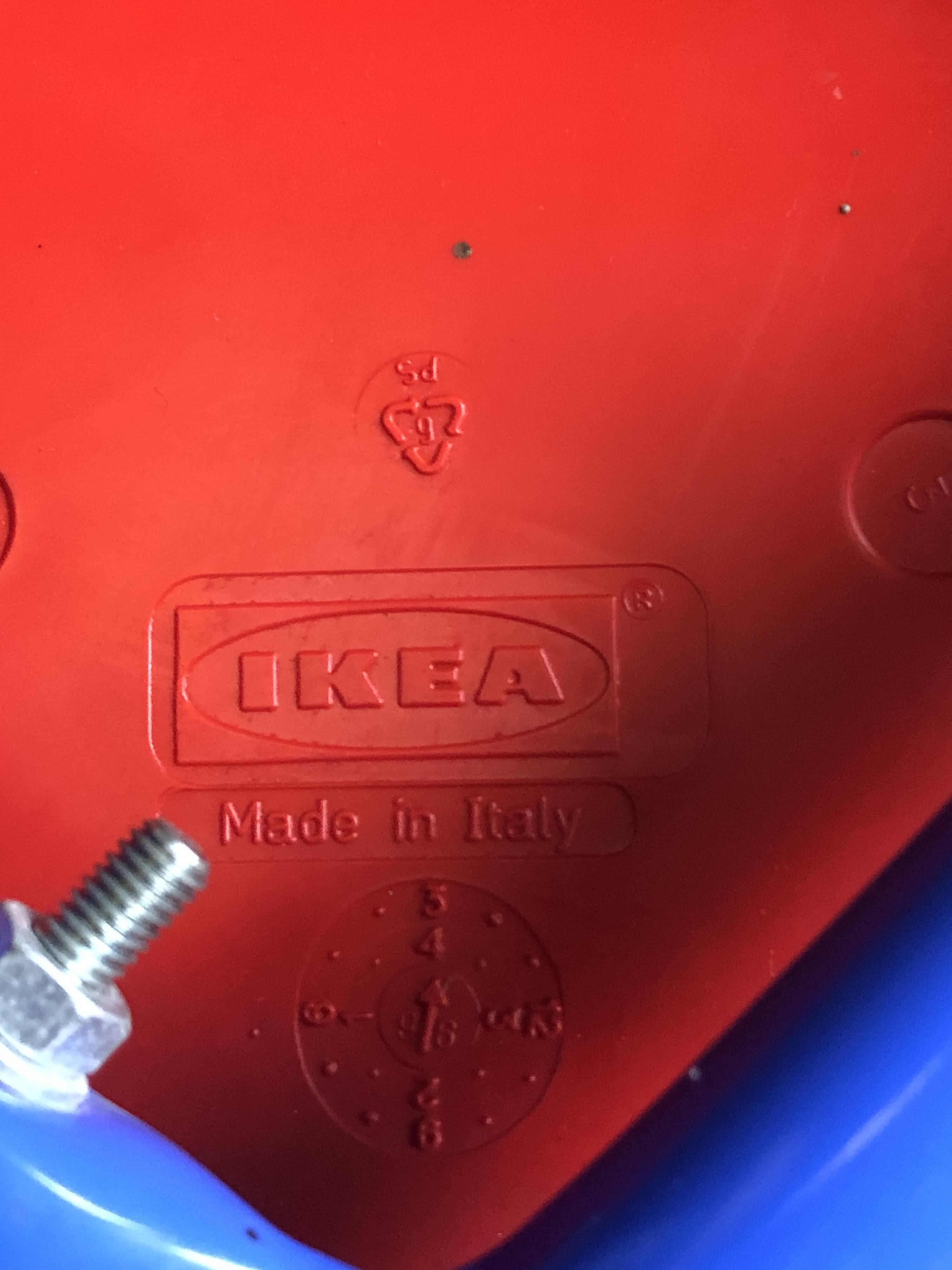 Small Ikea children's chair 1980s/1990s Memphis style