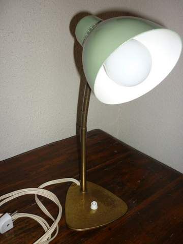 Table lamp