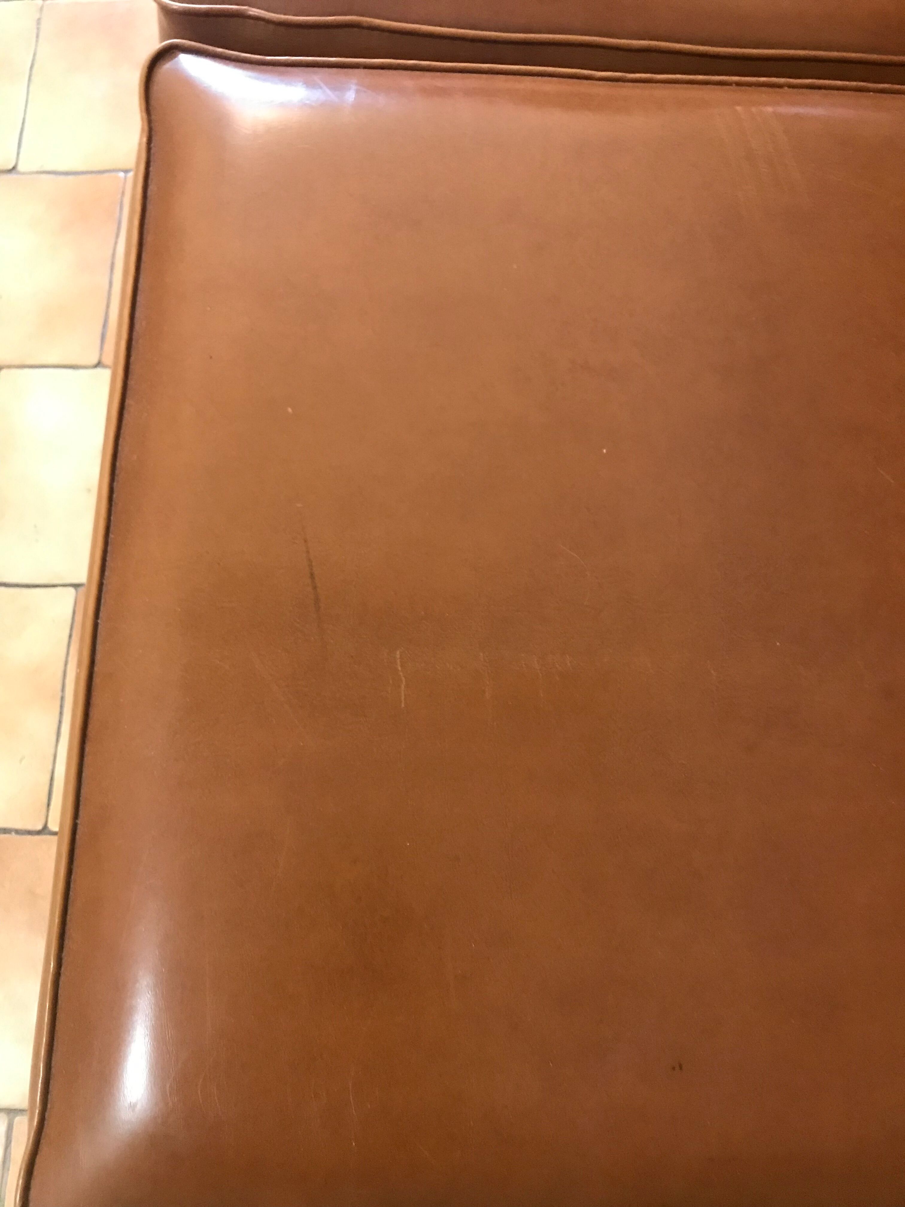 Leatherette seat 50