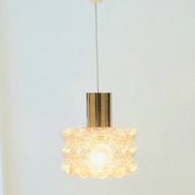 Grand plafonnier en verre bulle ambre de style mid-century par Helena Tynell, années 1960.