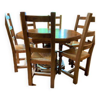 Extendable dining table for 12 people. + 6 chairs