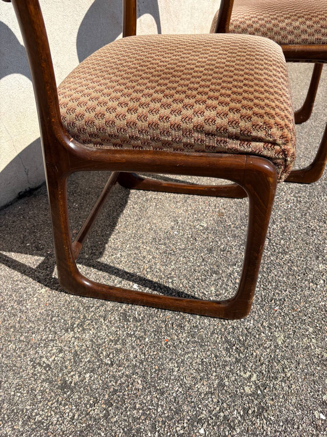 Sled chair duo