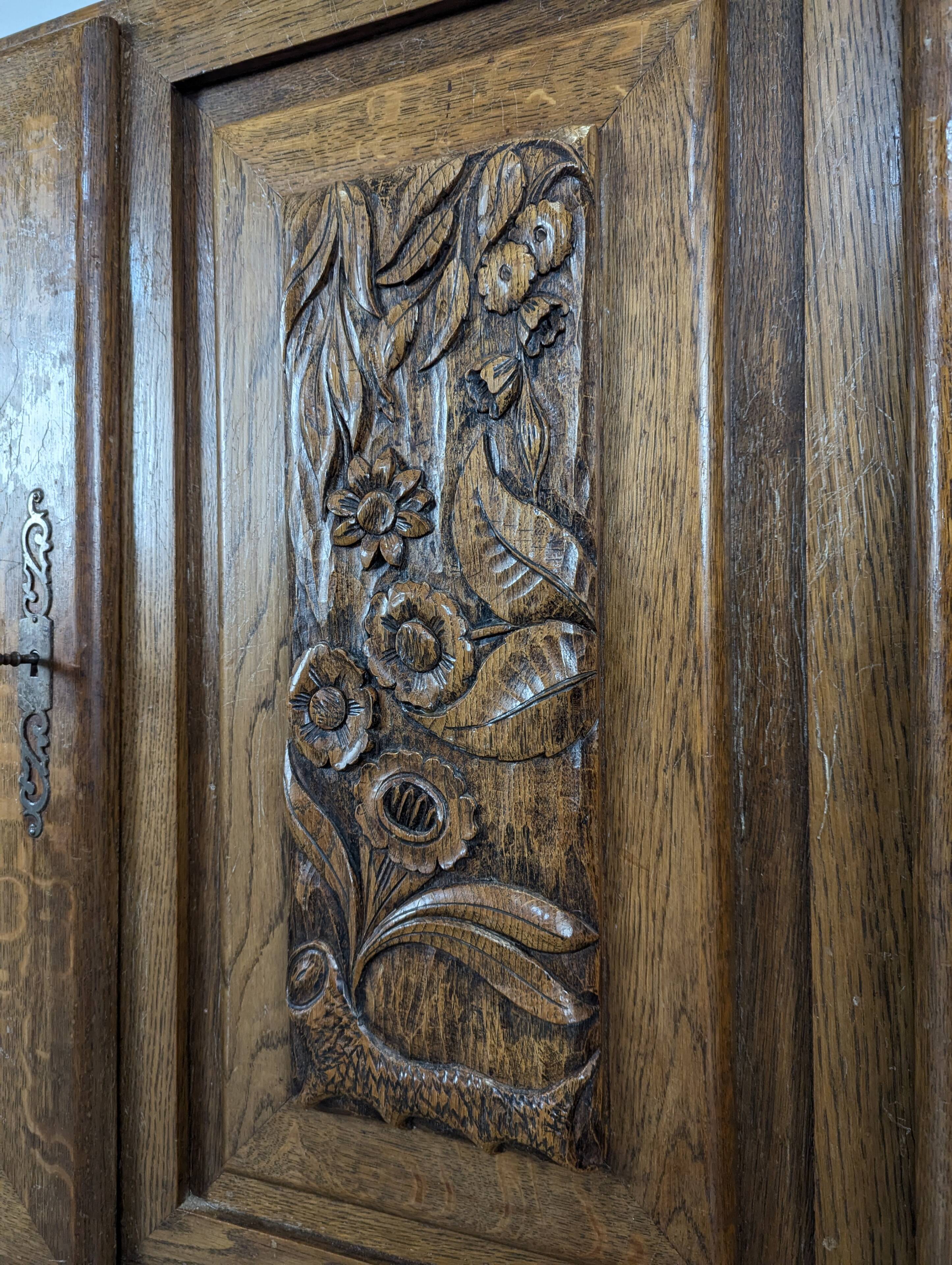 Enfilade Art Deco in the spirit of Dudouyt.