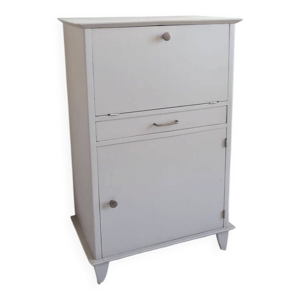 armoire vintage