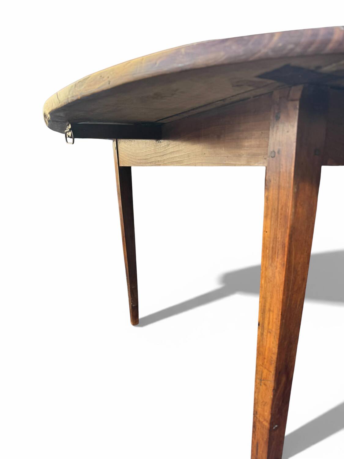 Table à volant – XIXe siècle Noyer / Travail régional