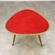 Table d'appoint tripode osier rouge années 50