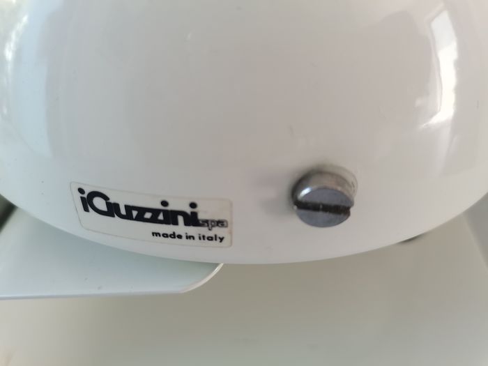 Pair of Guzzini lamps by Giuseppe Cormio "Bugia"