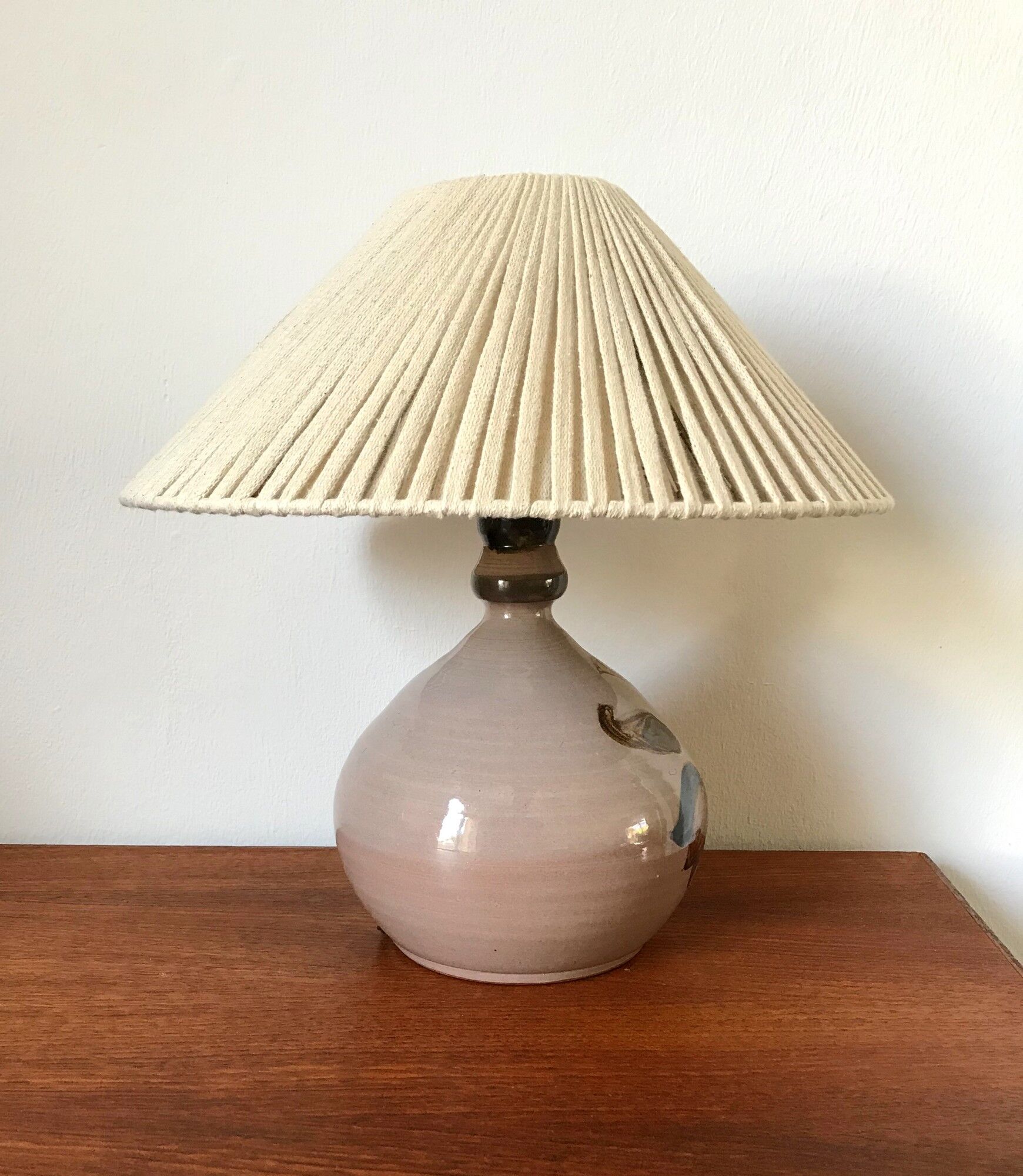 Ceramic lamp and its recycled cotton lampshade