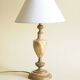 Lampe de table vintage en onyx et laiton avec abat-jour, style néoclassique