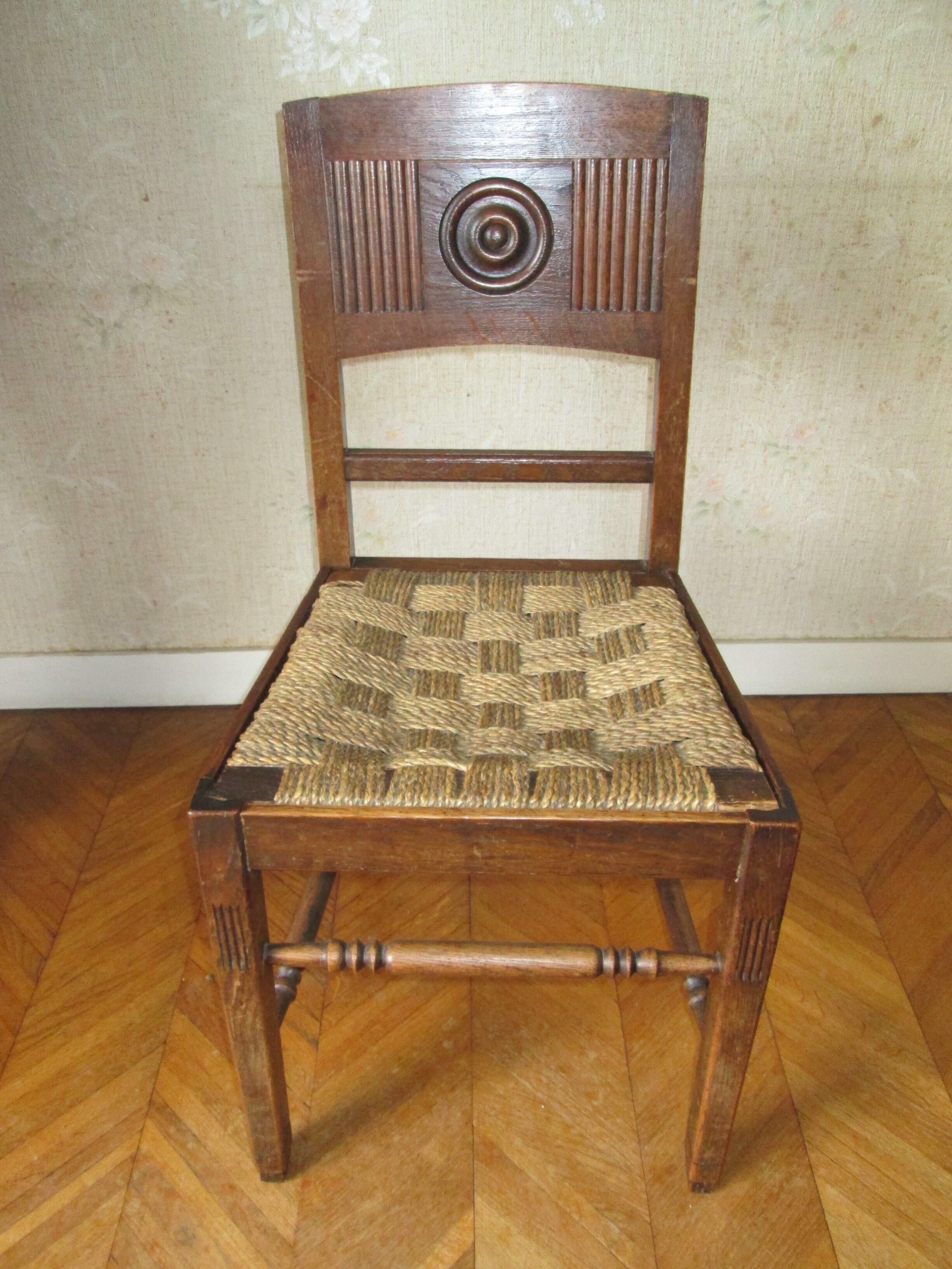 6 "string" chairs