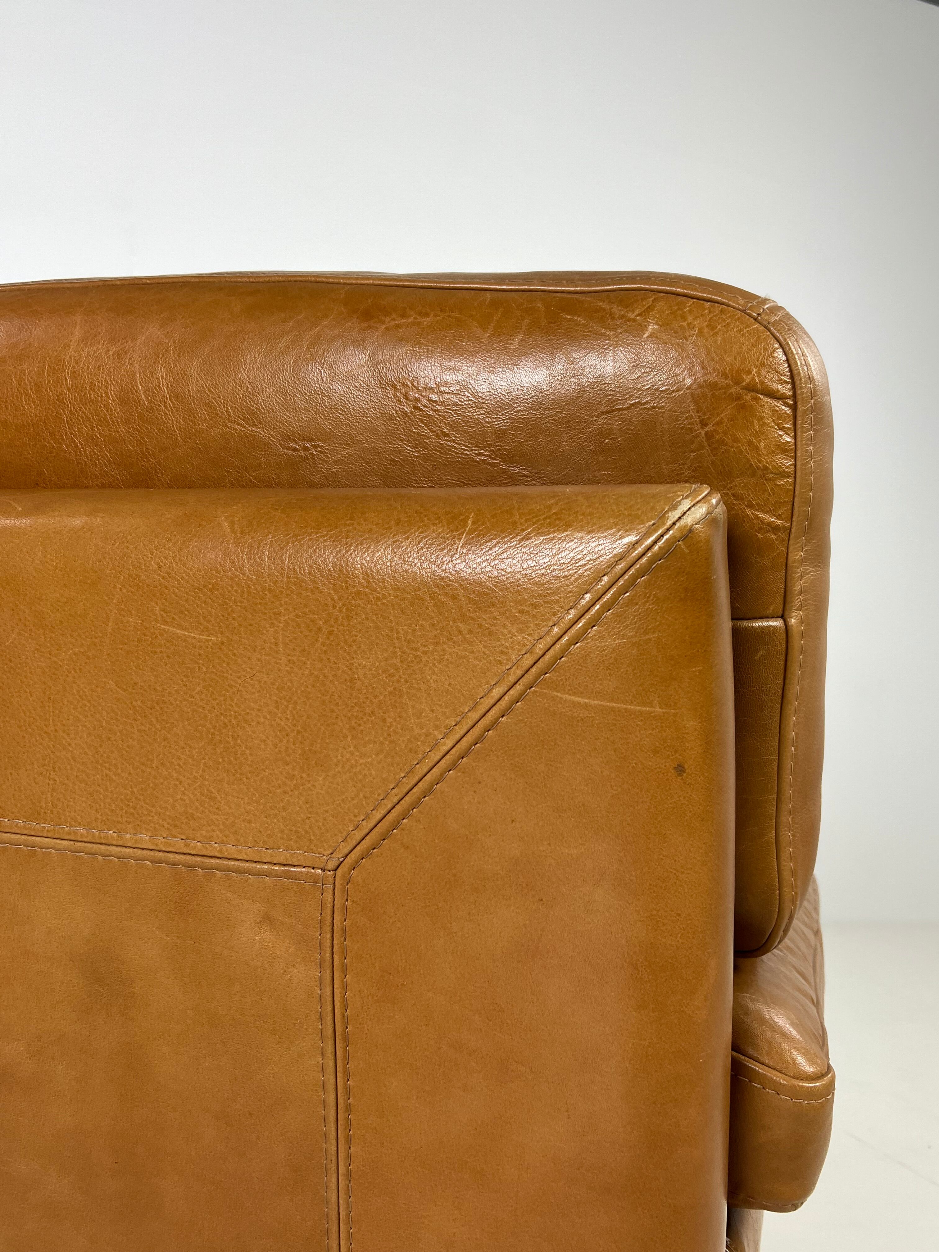 Set of 2 italian design armchairs