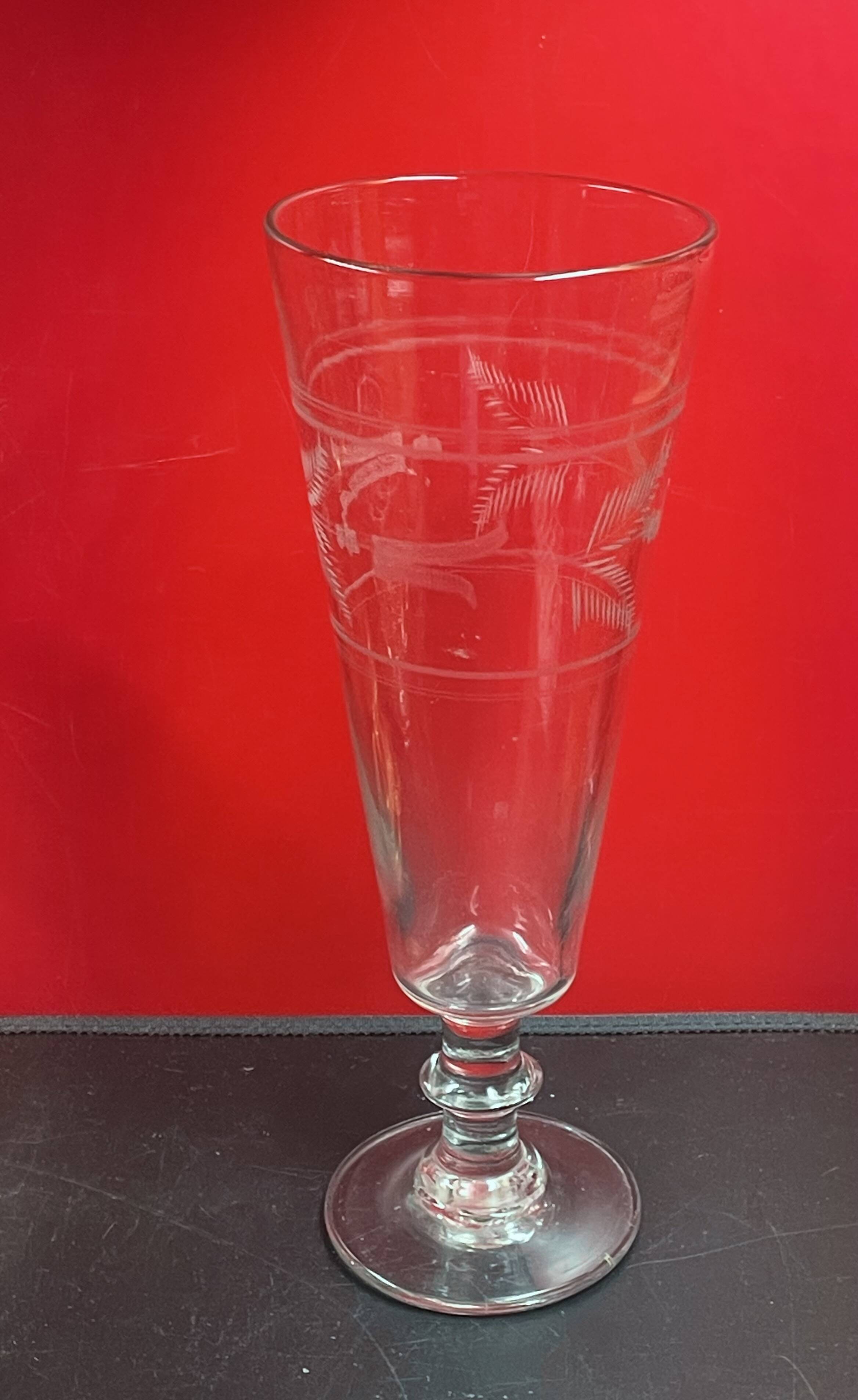 Superb and relatively rare 28.5cm conscript glass - could be used as a vase