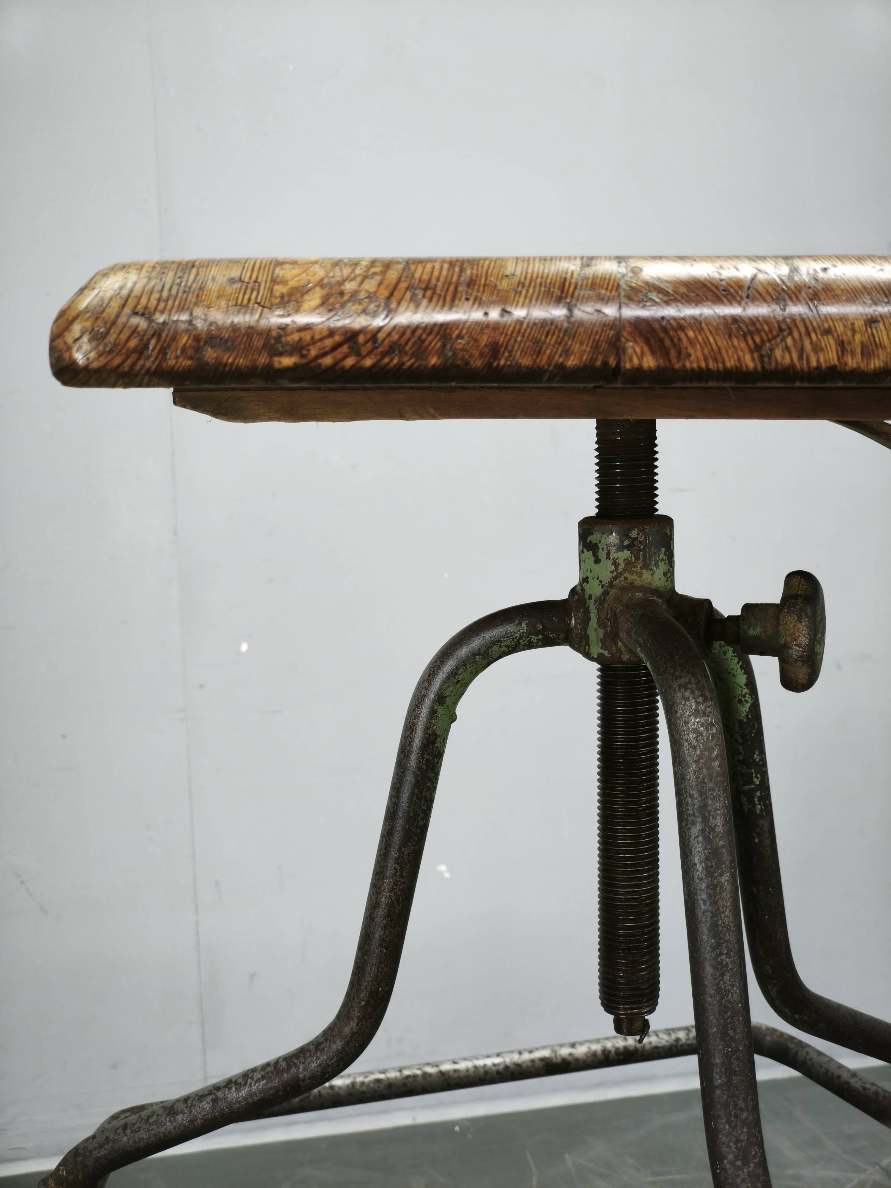 1940s Czechoslovak Industrial Height Adjustable Swivel Workshop Chair