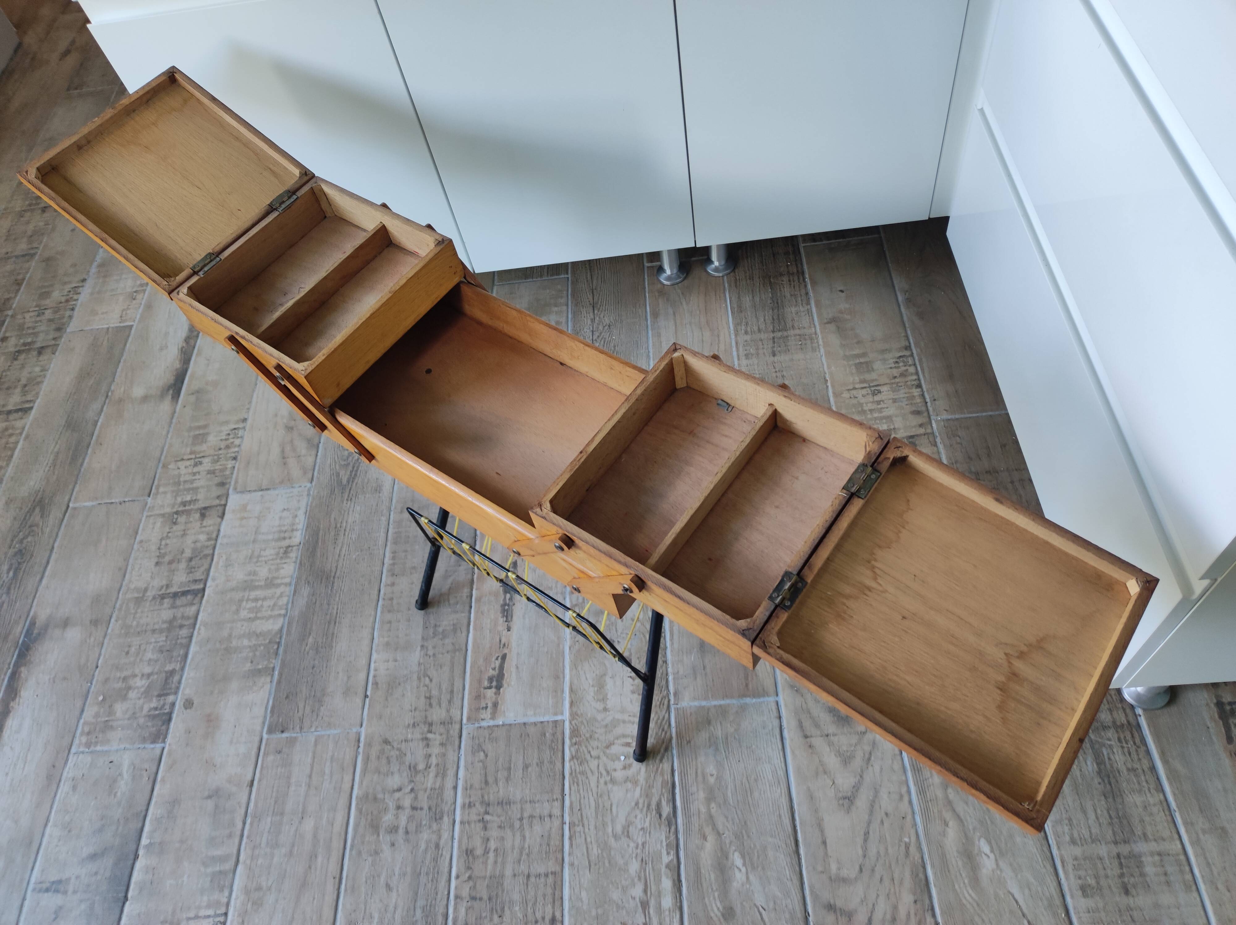 Worker sewing box door magazines steel wood scoubidou yellow vintage