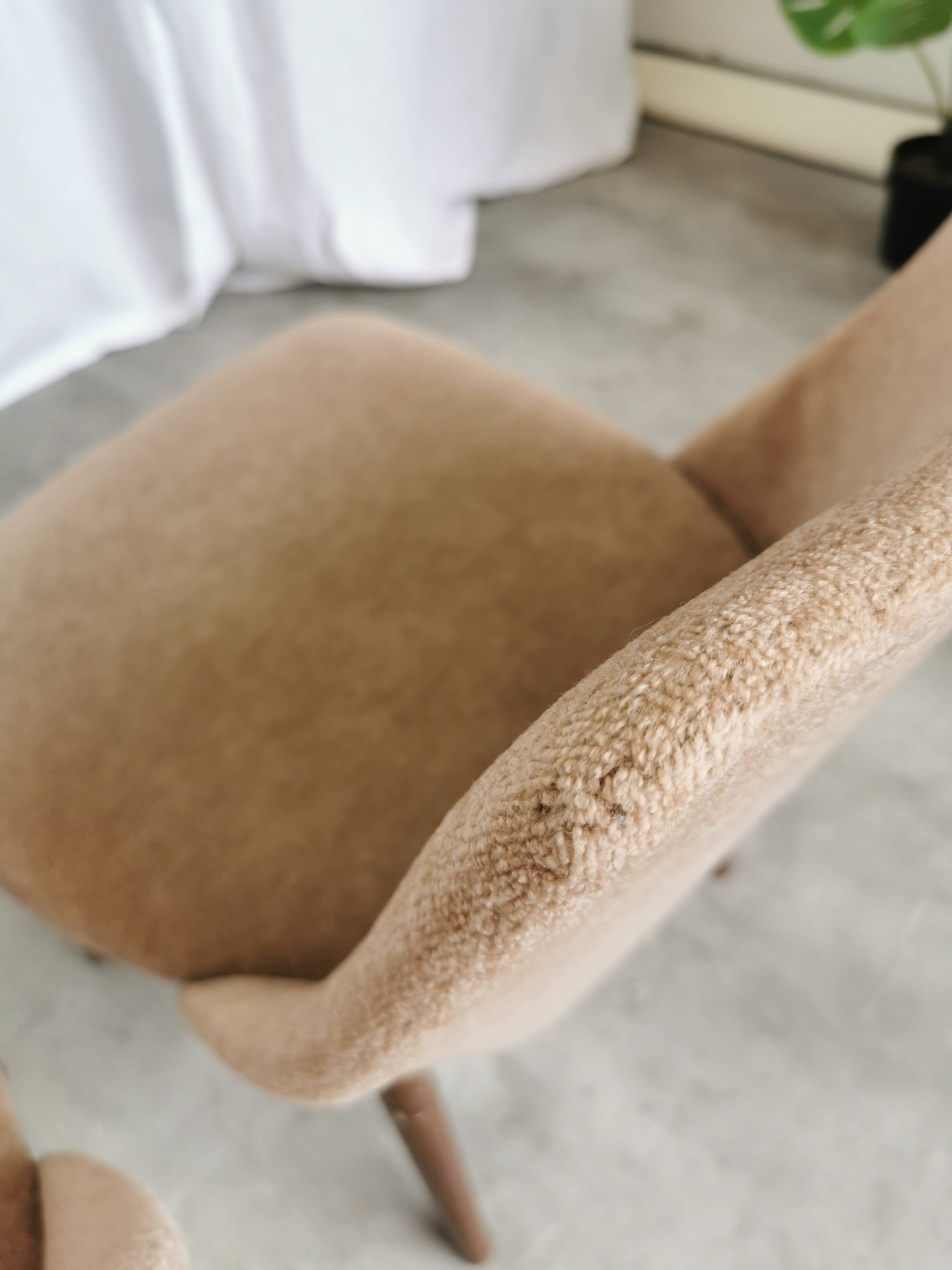 Set of 2 Vintage Mid-Century Lounge Chair: 1970s Yugoslavia, Pink Fabric