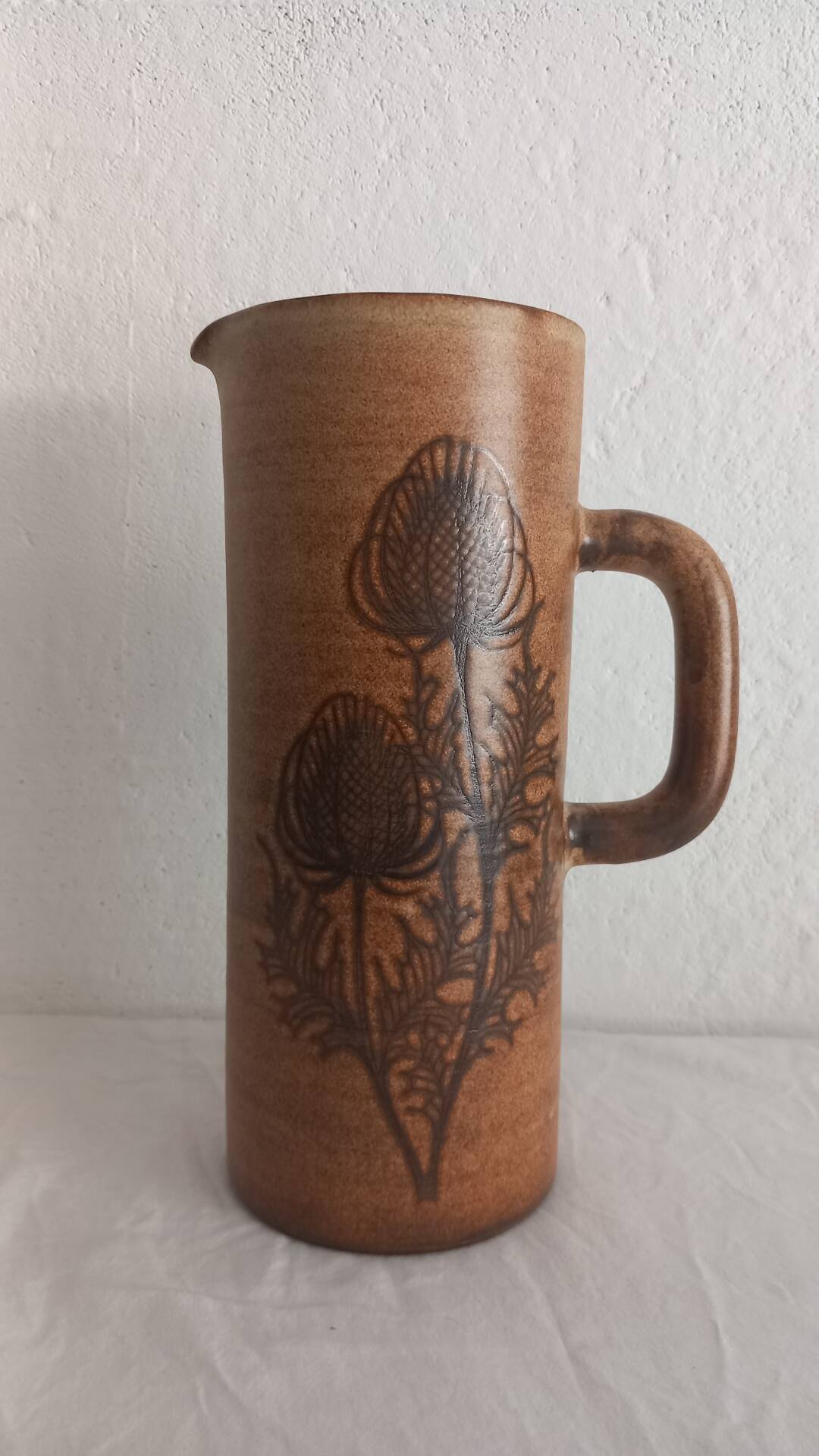 Pichet, vintage stoneware vase from Vallauris – Fonck & Matéo, thistle decoration from the 1970s.