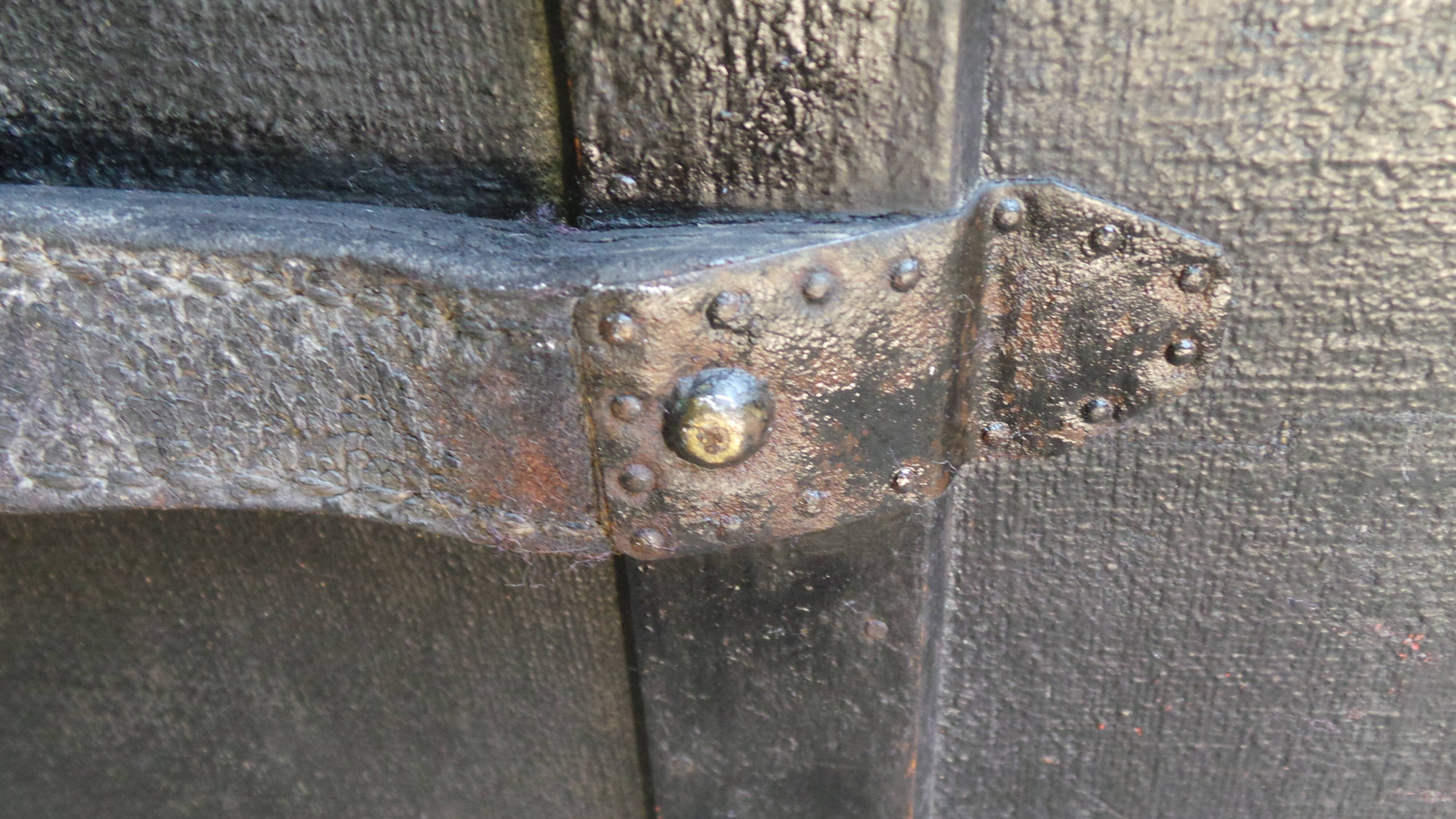 Safe travel vintage trunk