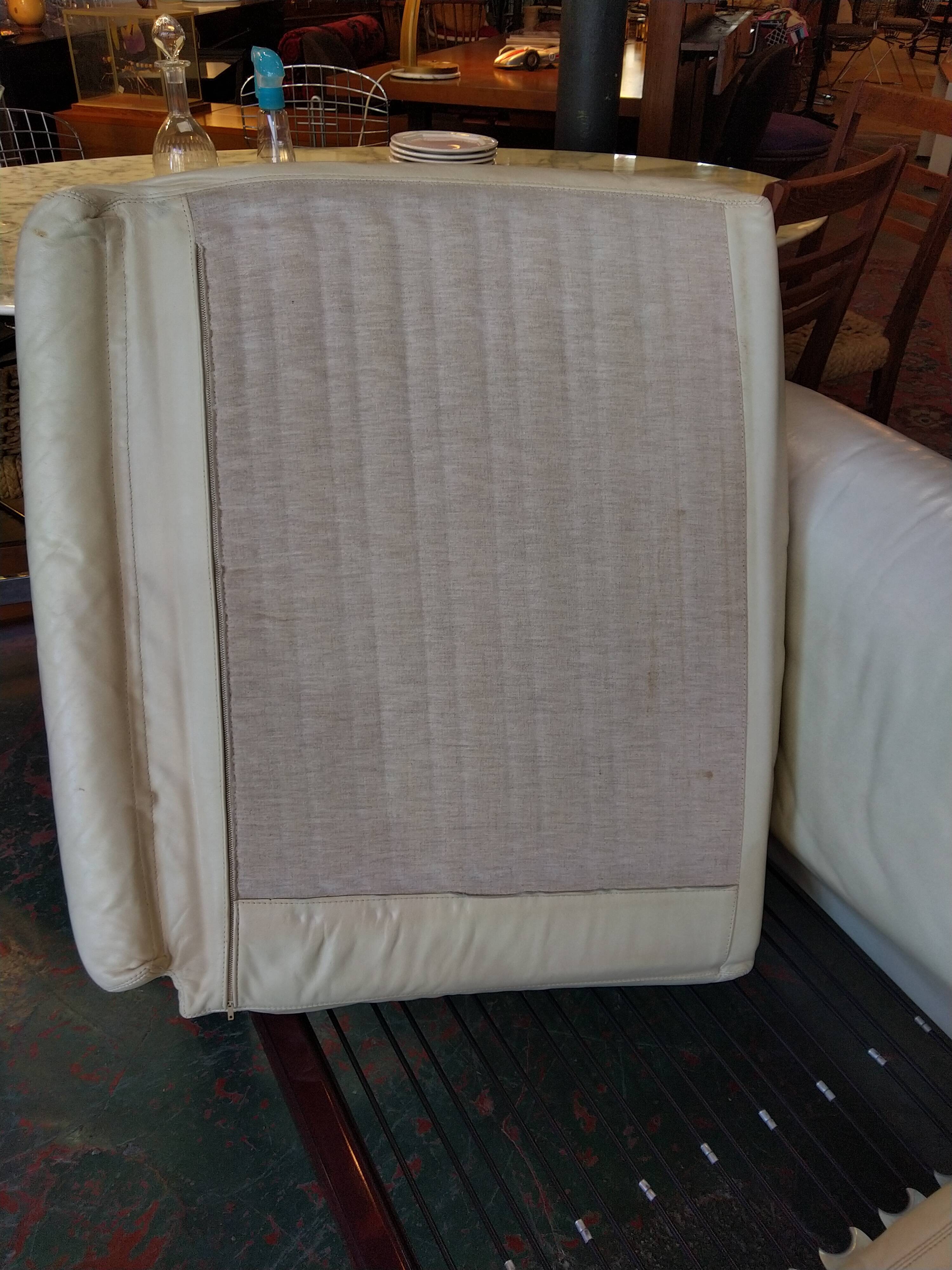 Gae Aulenti sofa for Knoll