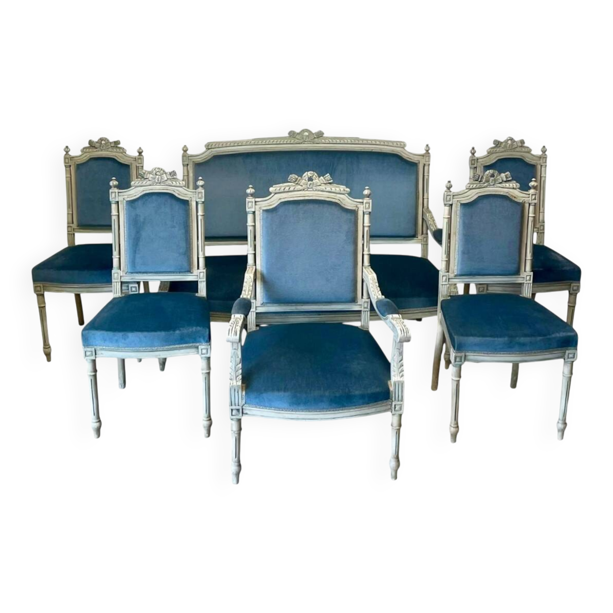 Louis XVI style living room, 6 rooms