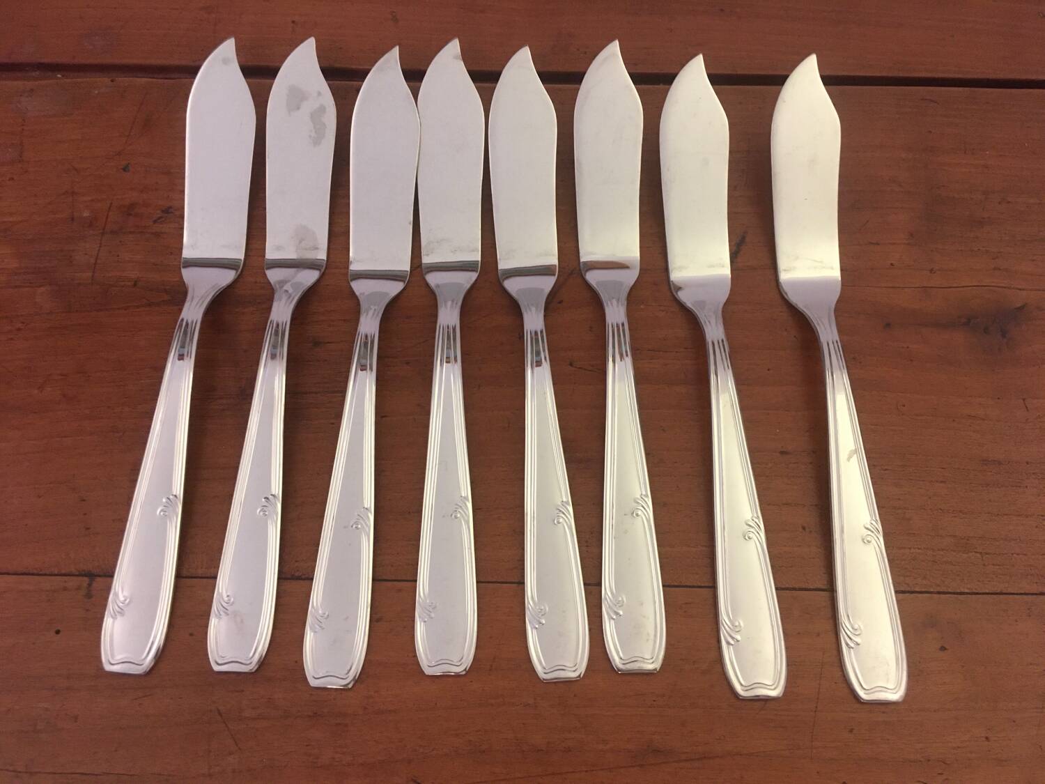 Vintage fish knives.