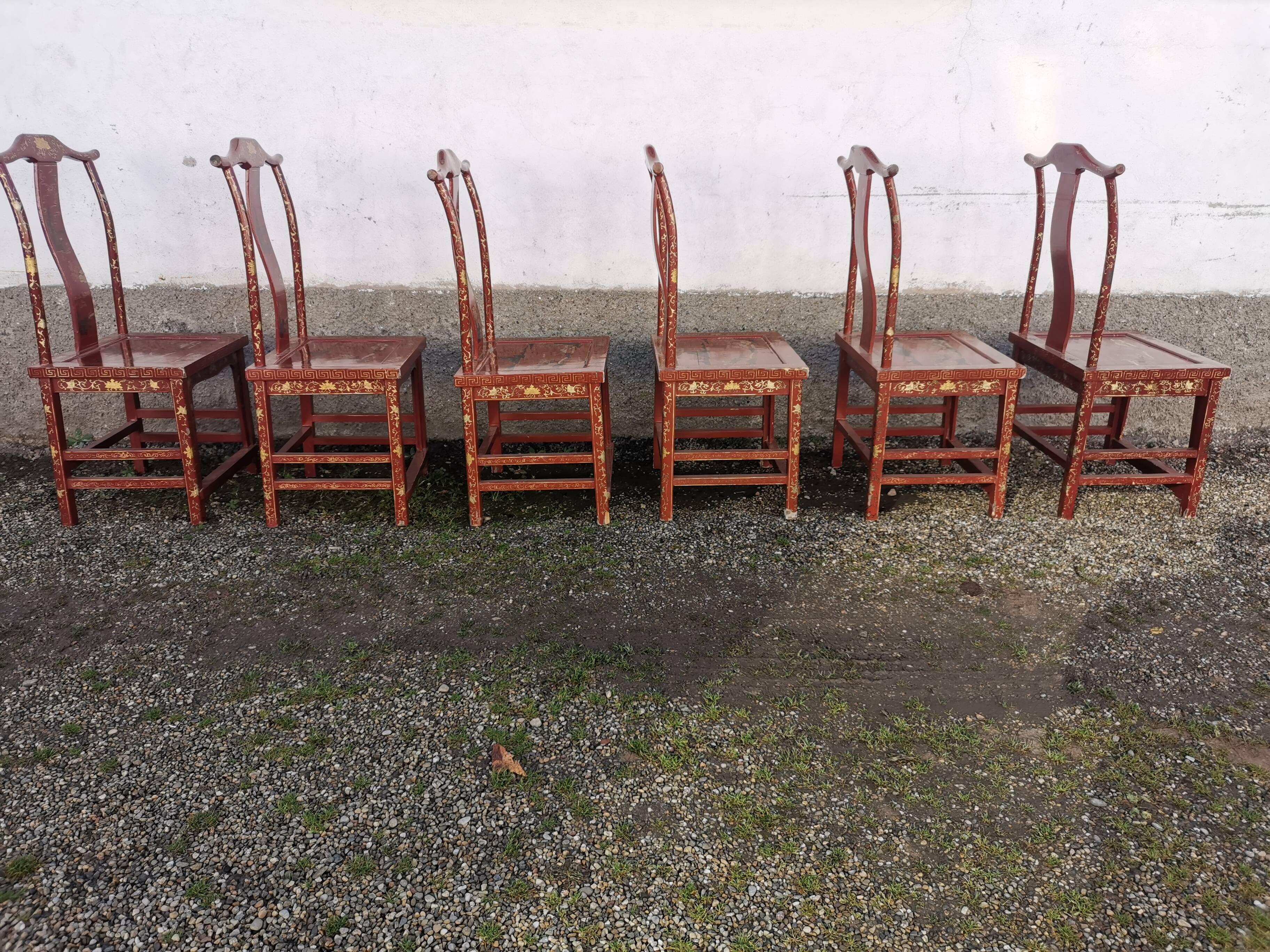 Chaises chinoises du début XXEME siècle en bois laqué