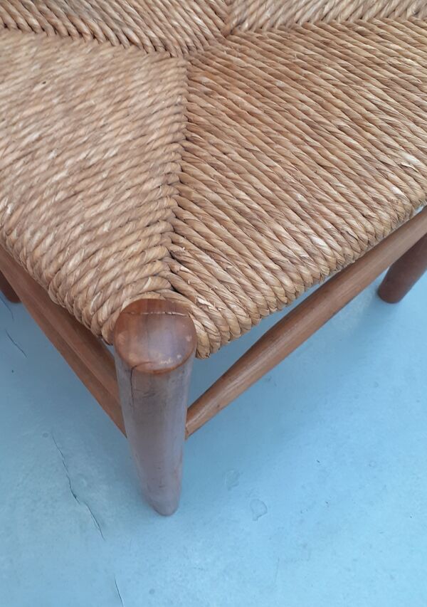 Paire de chaises en bois avec assise et dos paillé