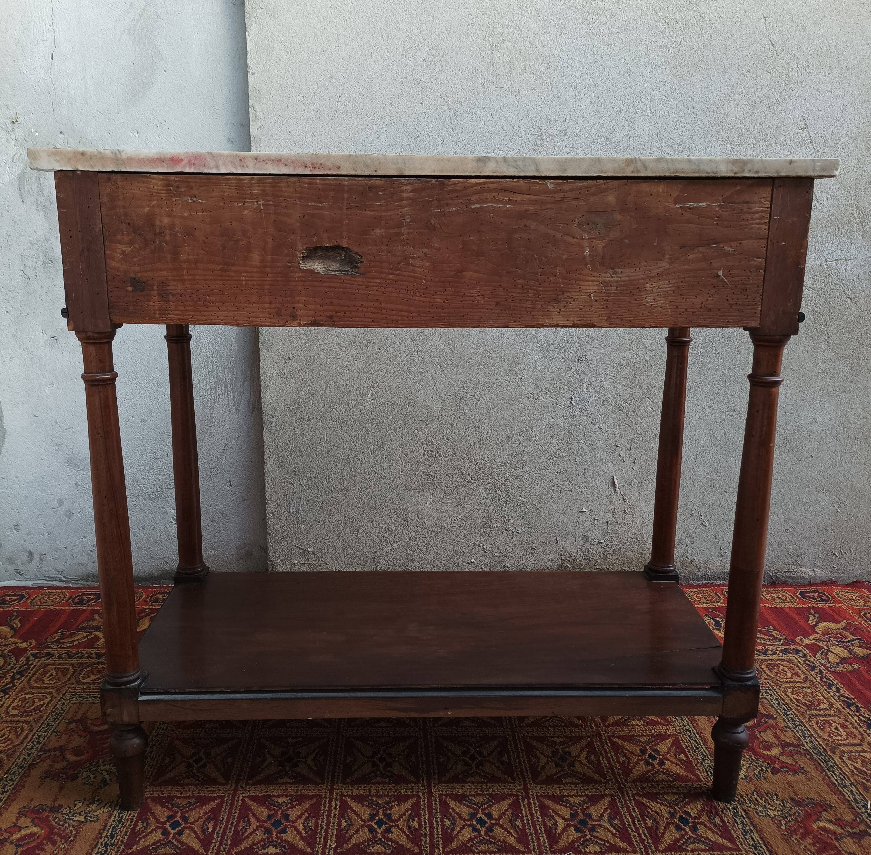 Console Louis XVI en acajou