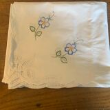 Nappe rectangulaire en coton brodée