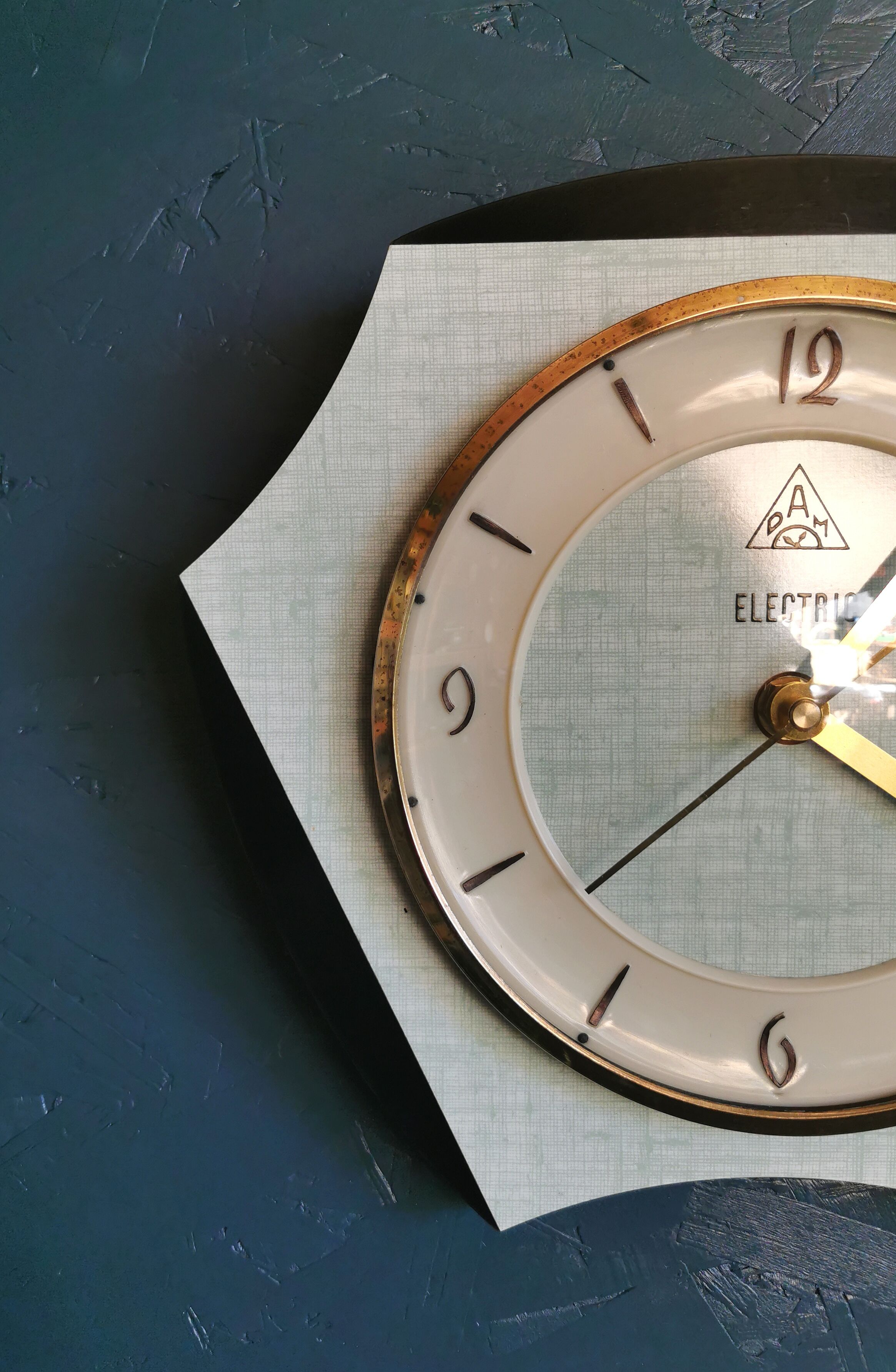 Horloge formica vintage pendule murale silencieuse "DAM electric vert noir"