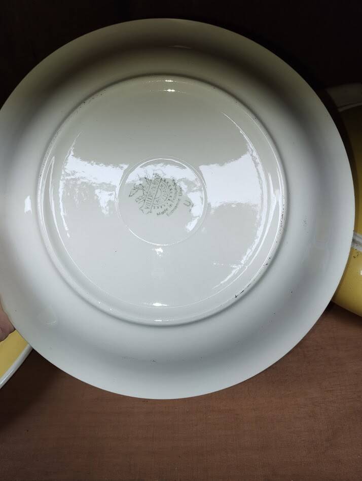 Villeroy & Boch dinnerware set
