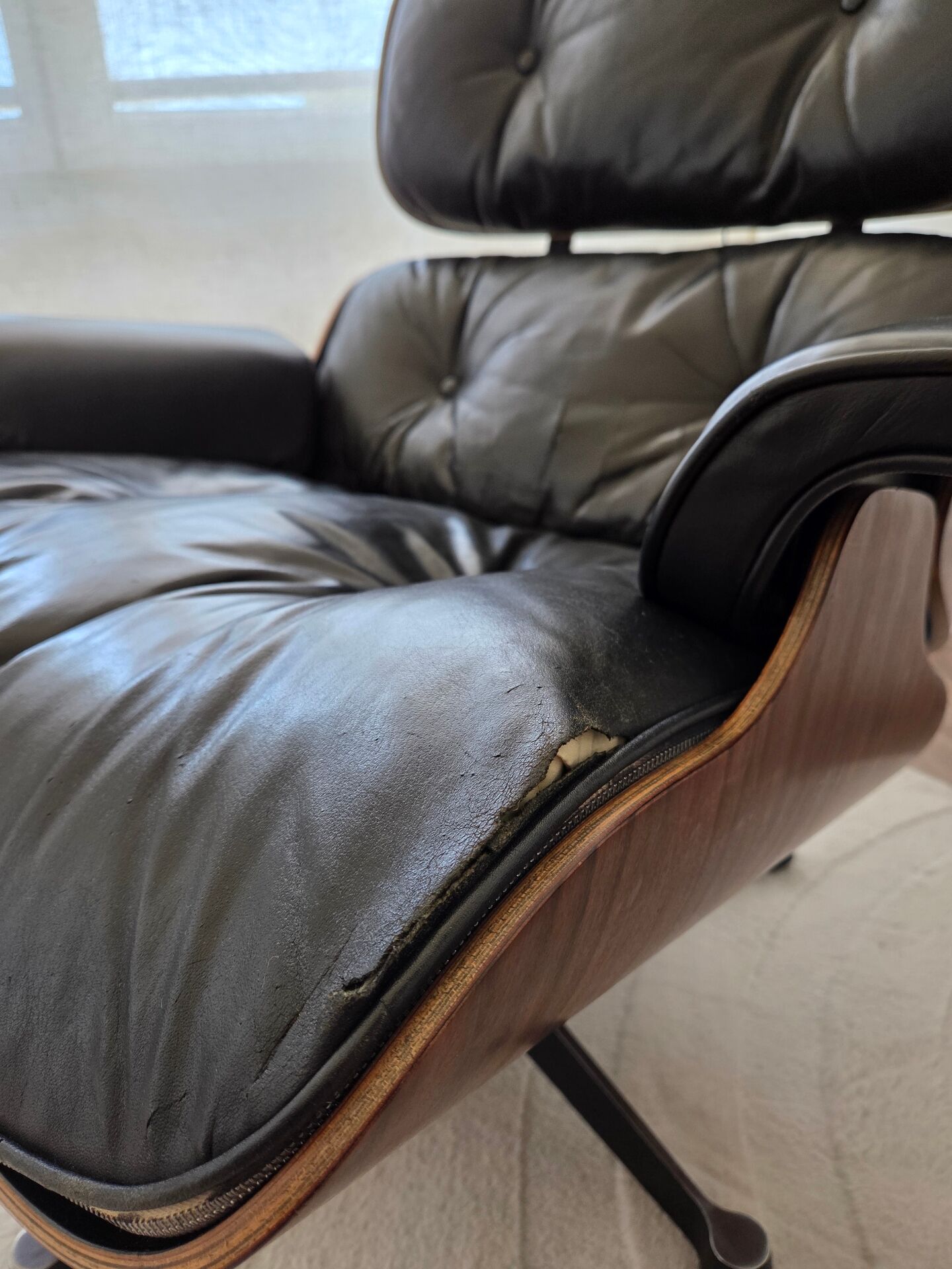 Fauteuil Eames mobilier international