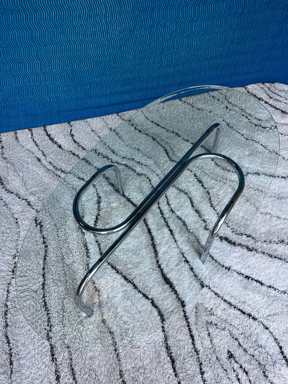 Oval coffee table 1970 beveled glass