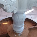 Round table & 3 chairs