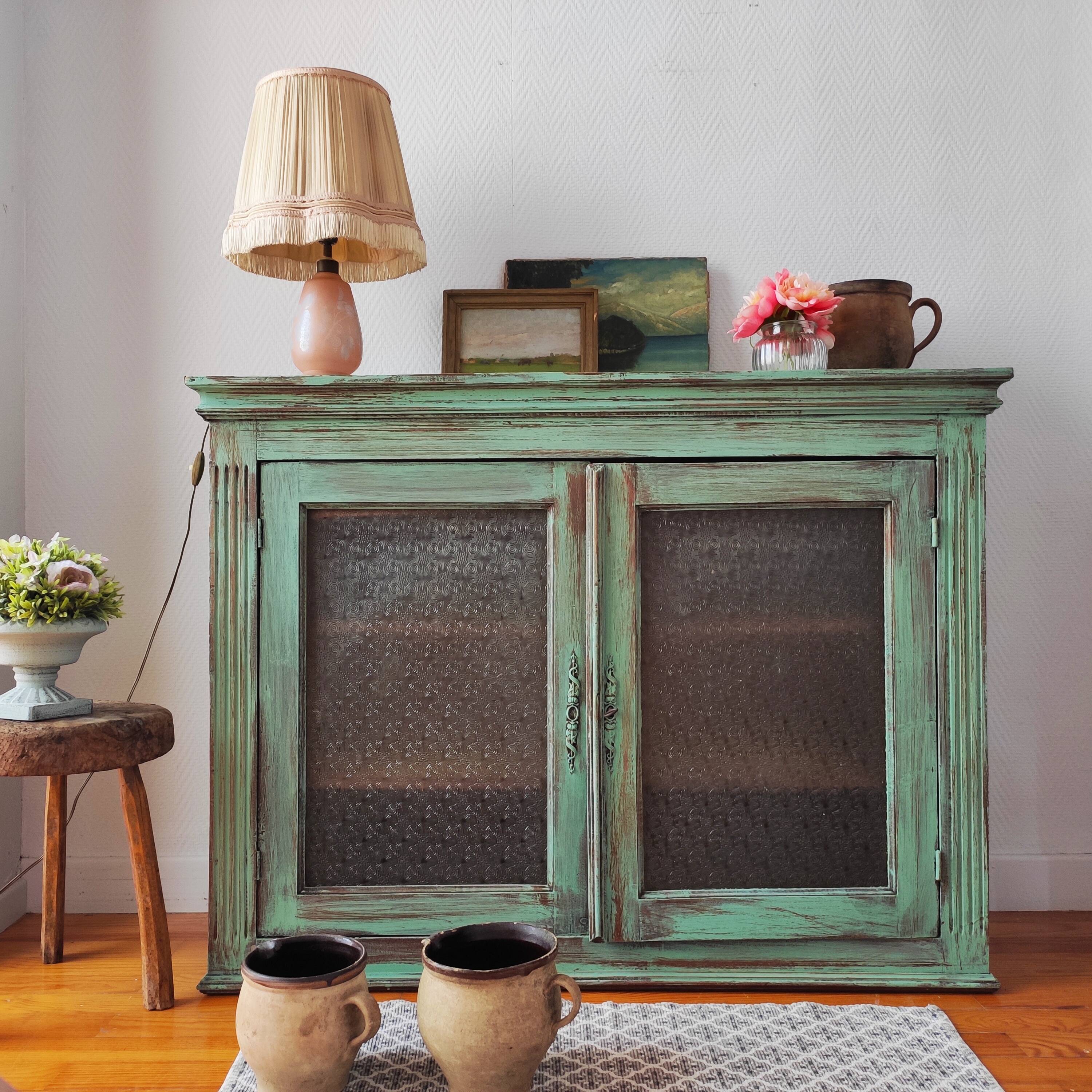 Glazed Parisian buffet