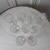 Lot of 9 wine glasses engraved in crystal