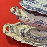 Large porcelain sauciere with blue and white decoration of the 19th century