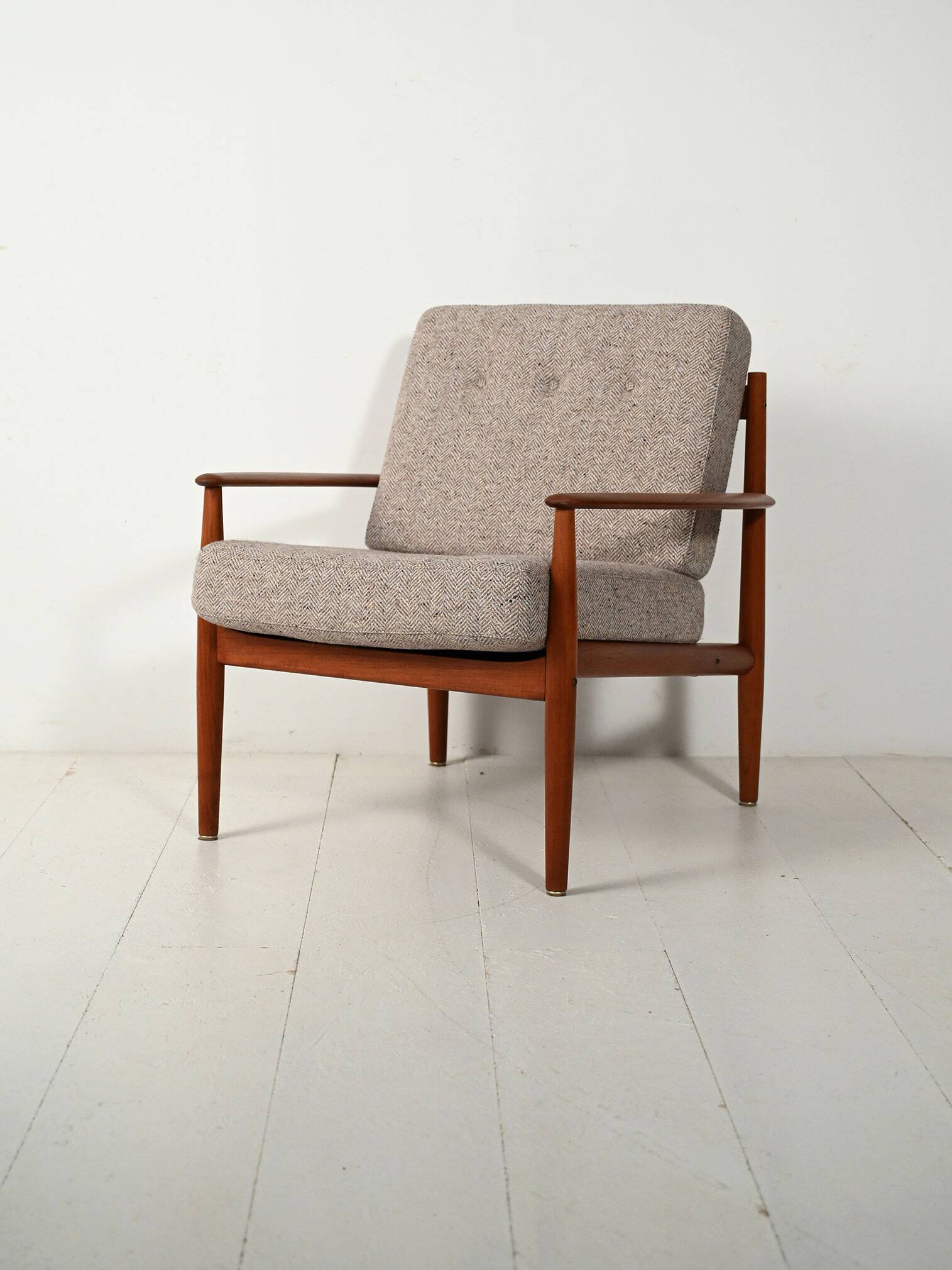Danish armchair model FD118 by Grete Jalk for France & Søn, 1960s