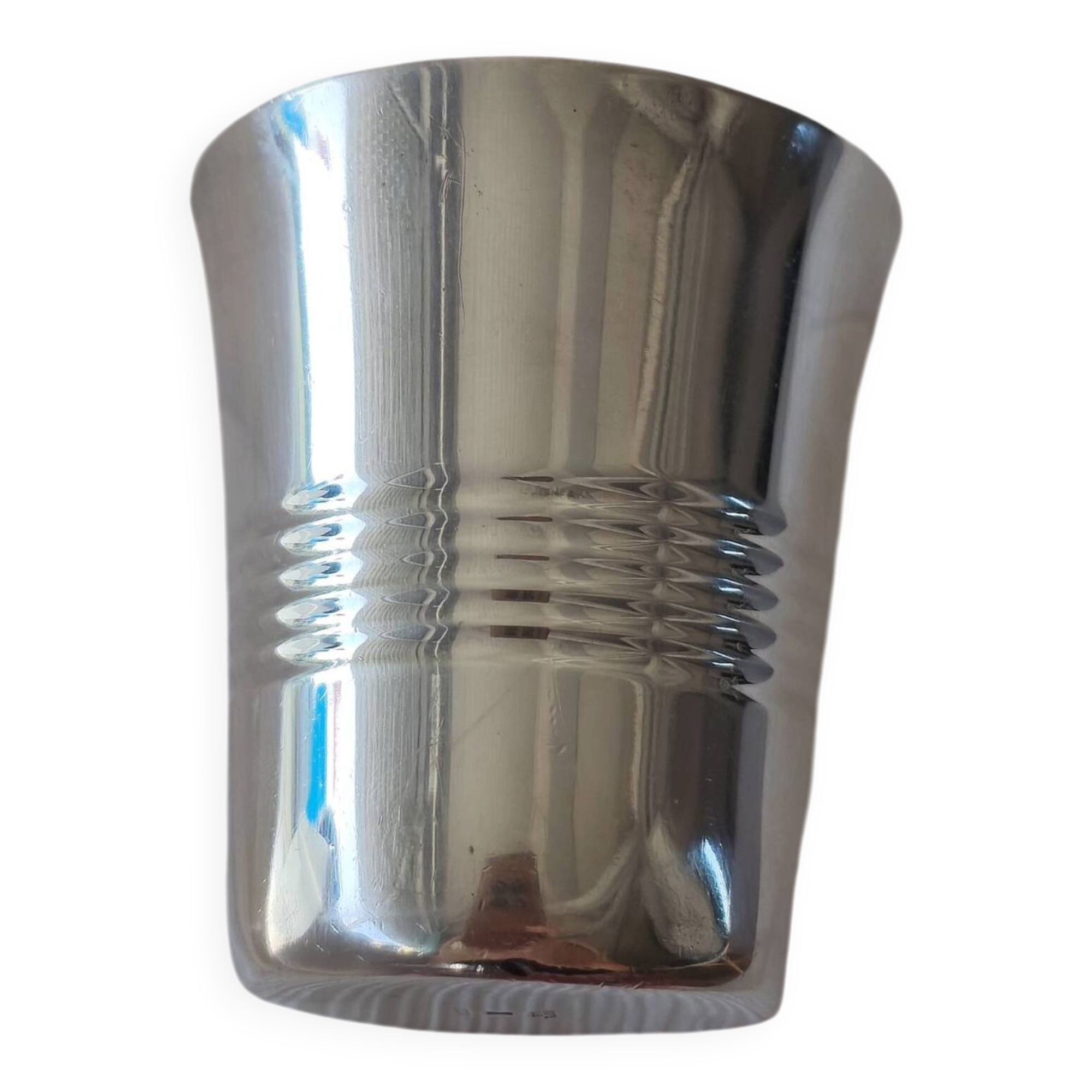 Tumbler / Goblet from the famous house of Christophe in silver-plated metal.